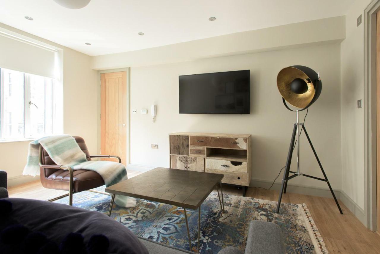 Апартаменты The New Bond Street Loft - Modern & Central 1Bdr Лондон Экстерьер фото