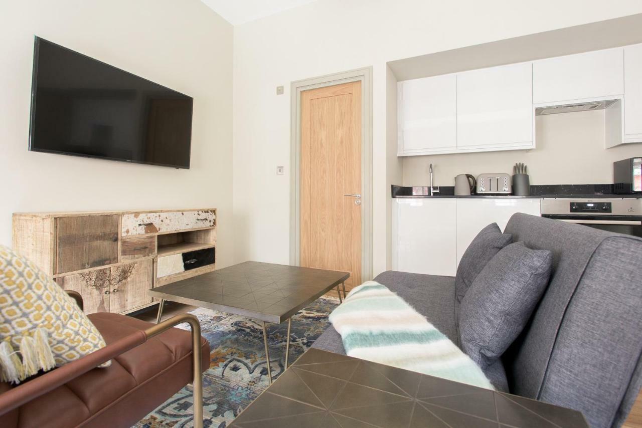 Апартаменты The New Bond Street Loft - Modern & Central 1Bdr Лондон Экстерьер фото